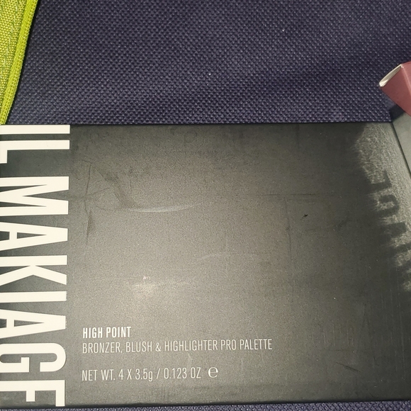 *2 Piece Set* IL MAKIAGE High Point Palette Light, And Gloss - Picture 4 of 7